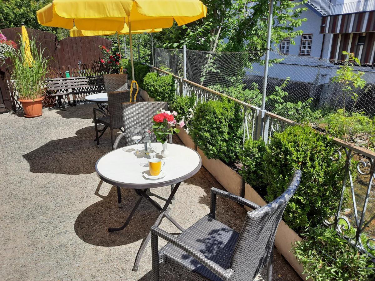 Hotel Pension Lindenhof Прин-ам-Кимзее Экстерьер фото